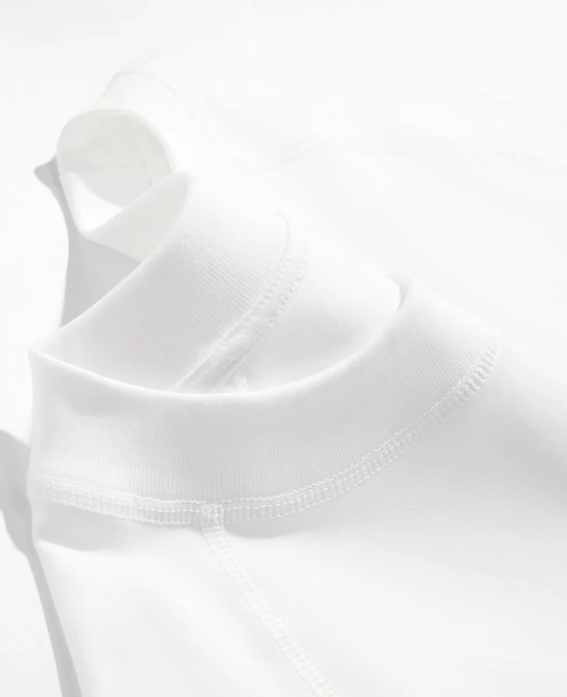 T-shirt Cone Health Swaddle Sp - Baby Nursery Unit recensione e prezzo
